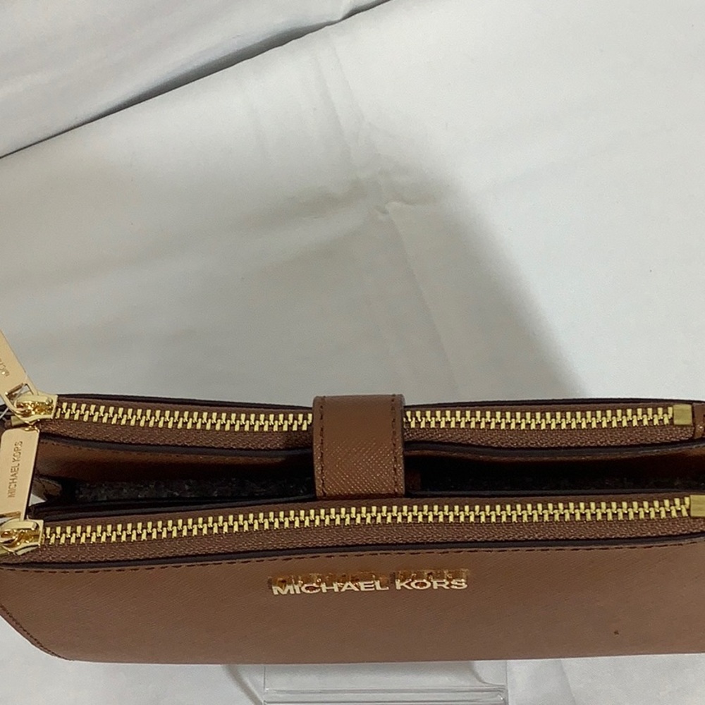 NWT Michael Kors Double Zip Wallet - Picture 2 of 4